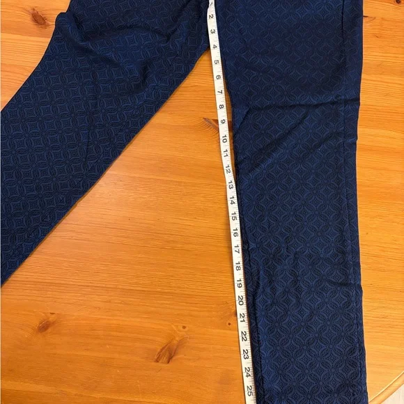 Banana Republic NWT Sloan Fit Navy Patterned Low Rise Ankle Pant - Size 6 - Picture 4 of 7